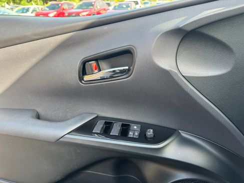 Used 2021 Toyota Prius Prime LE FWD image 23