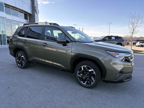 New 2025 Subaru Forester Limited image 2