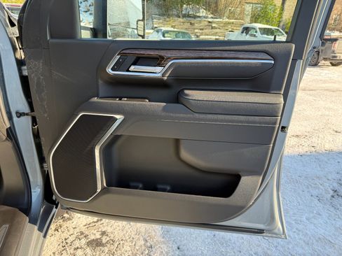 New 2026 GMC Sierra 3500 SLE w/ Preferred Package image 22