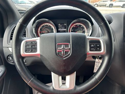 Used 2019 Dodge Grand Caravan GT FWD image 24