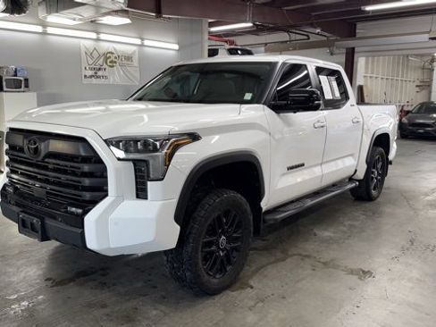 Used 2024 Toyota Tundra Limited image 2
