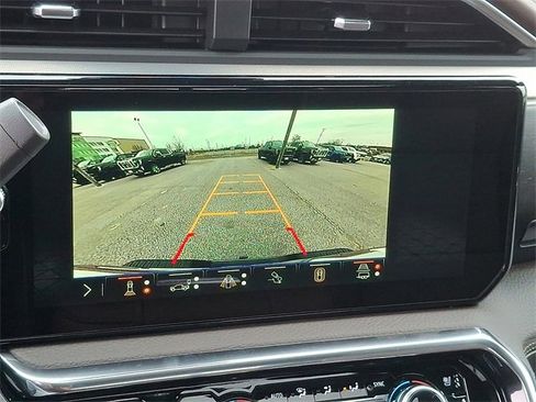 New 2026 GMC Sierra 2500 Denali w/ Denali Reserve Package image 15