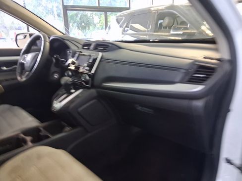 Used 2019 Honda CR-V LX image 5