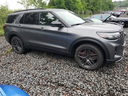 Used 2025 Ford Explorer ST-Line w/ ST-Line Street Pack