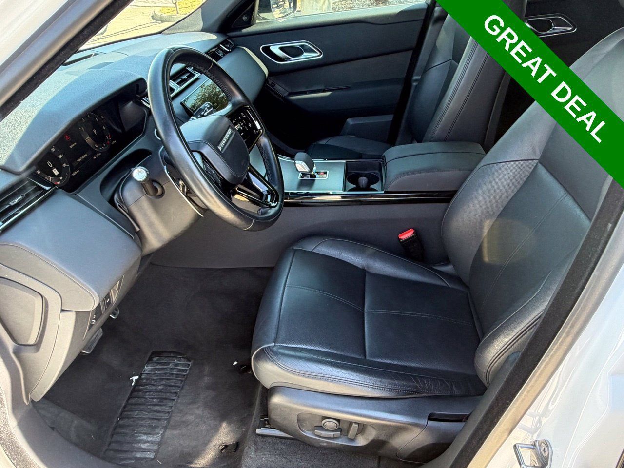 Used 2025 Land Rover Range Rover Velar Dynamic SE AWD/4WD image 29