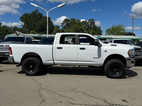 Used 2024 RAM 2500 Big Horn image 2