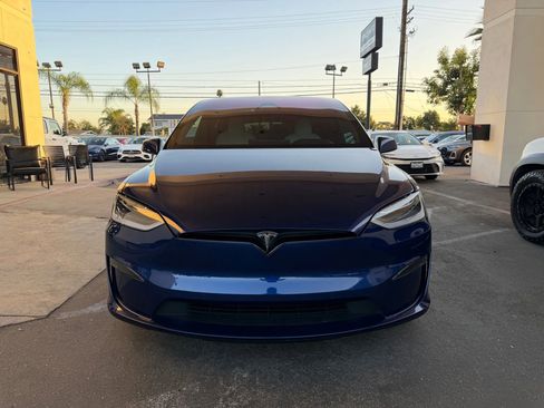 Used 2023 Tesla Model X image 4