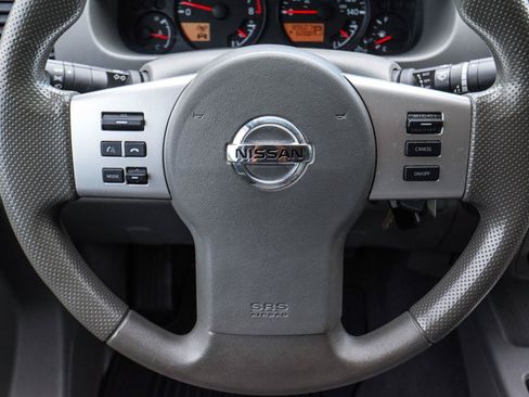 Used 2019 Nissan Frontier SV AWD/4WD image 11