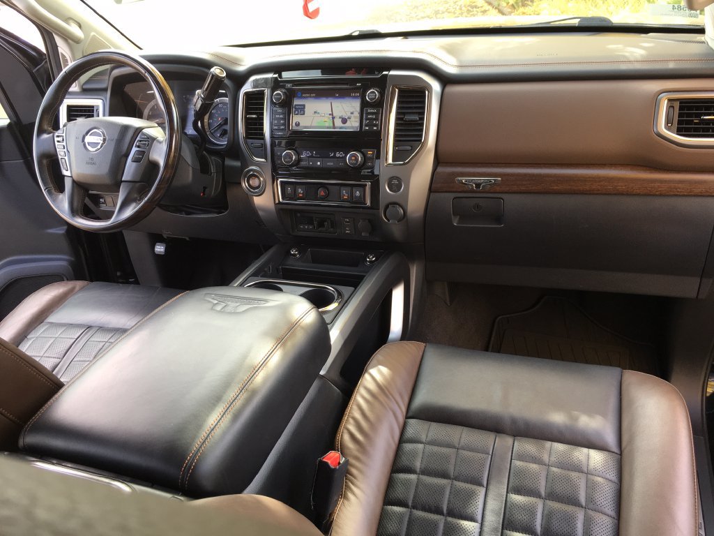 Used 2017 Nissan Titan Platinum Reserve RWD image 33