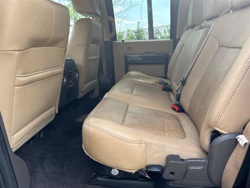 Used 2011 Ford F250 Lariat w/ Lariat Interior Pkg AWD/4WD image 15