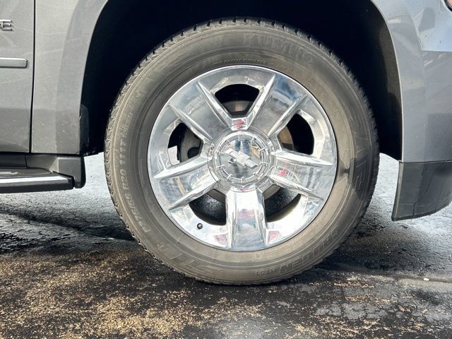 Used 2018 Chevrolet Tahoe Premier AWD/4WD image 12