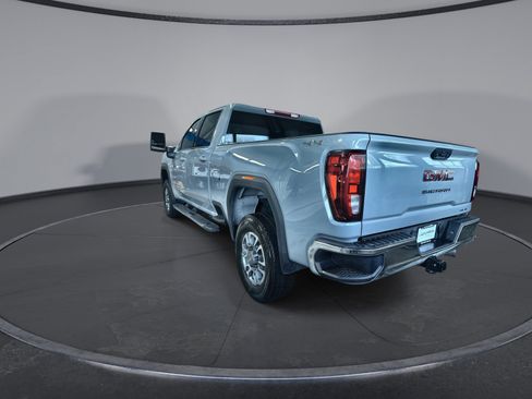 Used 2025 GMC Sierra 3500 SLE w/ SLE Value Package image 12