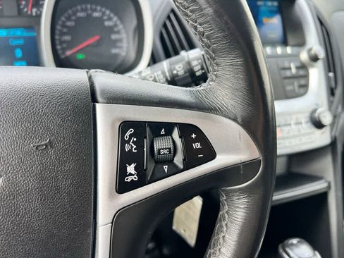 Used 2017 Chevrolet Equinox LT w/ Convenience Package image 23