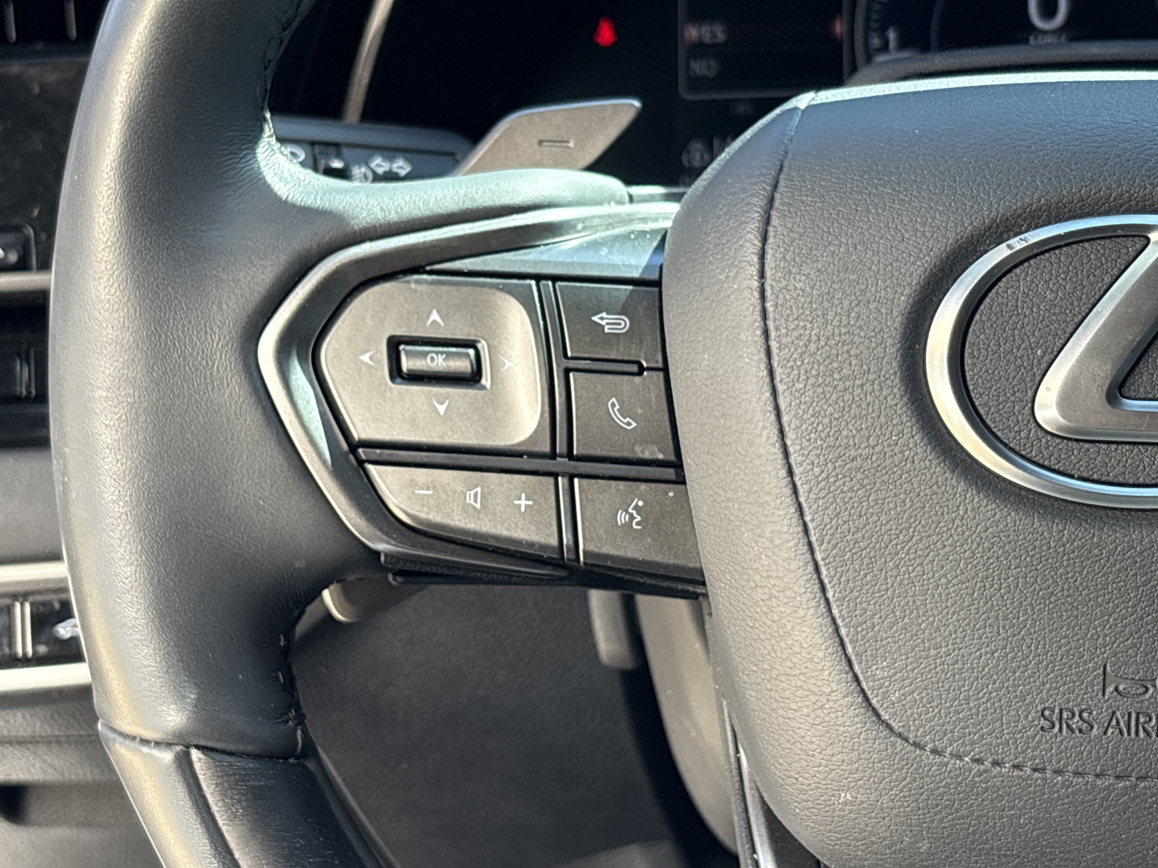 Used 2023 Lexus RX 350 Premium w/ Cold Area Package AWD/4WD image 19