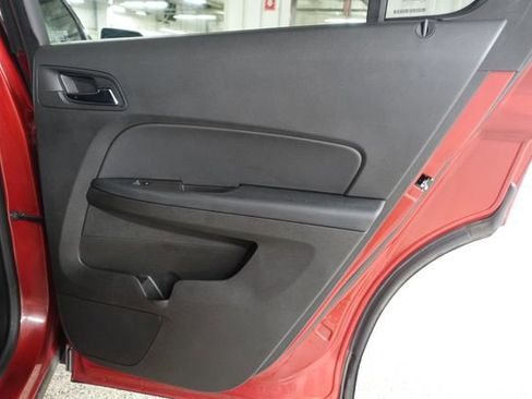 Used 2015 Chevrolet Equinox LT image 20