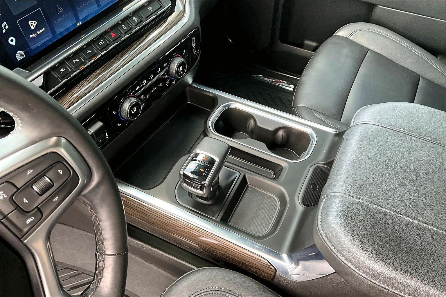Used 2025 Chevrolet Silverado 1500 LT Trail Boss w/ LT Trail Boss Premium Package AWD/4WD image 18