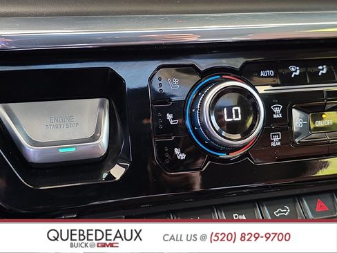 Used 2024 GMC Sierra 2500 Denali Ultimate AWD/4WD image 22