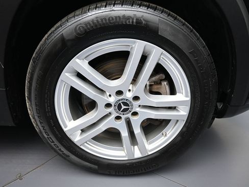 Used 2020 Mercedes-Benz GLB 250 4MATIC image 12
