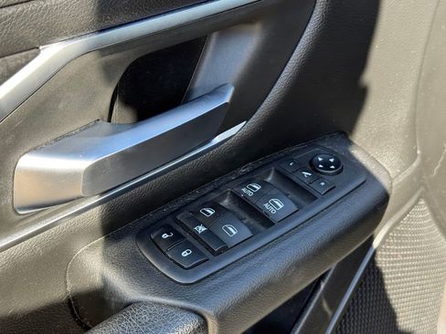 Used 2019 RAM 1500 Big Horn image 12