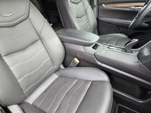 Certified 2023 Cadillac XT5 Premium Luxury w/ Platinum Package image 8