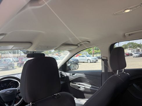 Used 2018 Ford Escape SE w/ SE Sync 3 Package FWD image 21