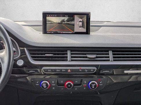 Used 2019 Audi Q7 3.0T Premium Plus image 15