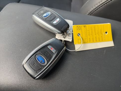 Used 2023 Subaru Outback Limited image 23