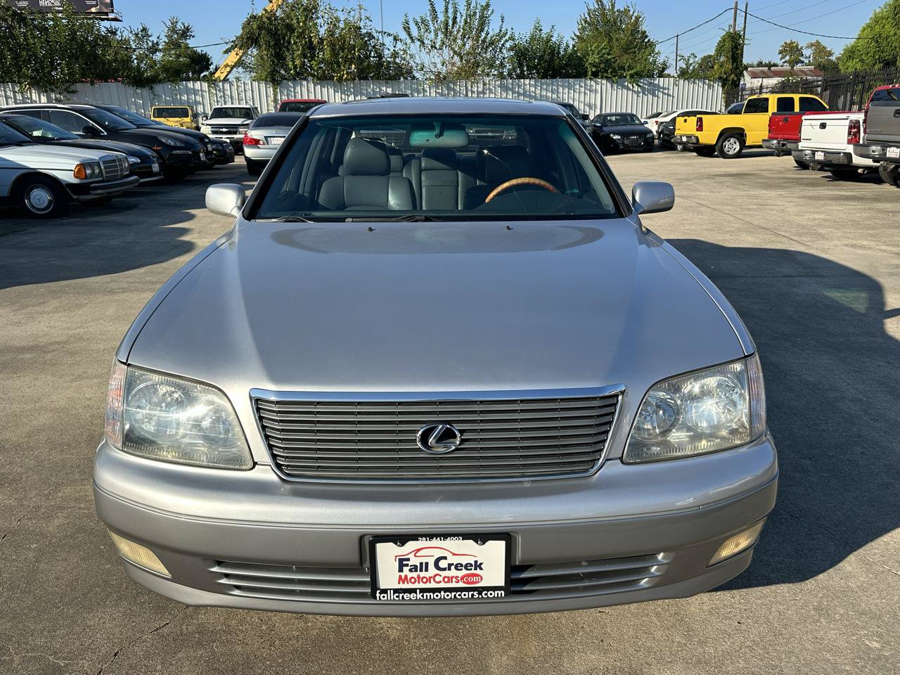 Used 1999 Lexus LS 400 w/ Premium Pkg RWD image 8