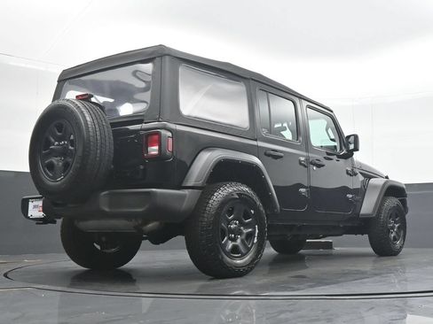 Used 2022 Jeep Wrangler Unlimited Sport AWD/4WD image 29