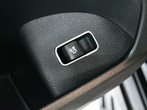Used 2022 Mercedes-Benz GLE 450 4MATIC image 72