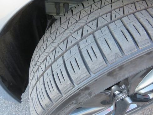 Certified 2025 Toyota Corolla SE w/ Convenience Package image 35