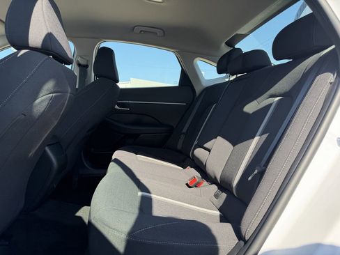 Used 2025 Hyundai Sonata SEL FWD image 28