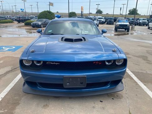 Used 2023 Dodge Challenger R/T Scat Pack RWD image 2
