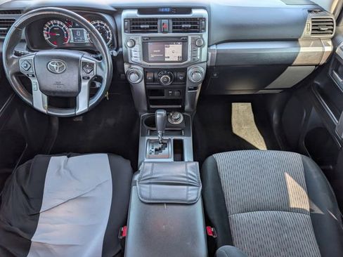 Used 2016 Toyota 4Runner SR5 image 5