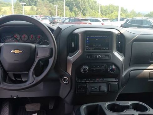 Used 2024 Chevrolet Silverado 1500 Custom AWD/4WD image 15