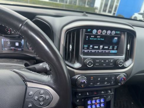 Used 2018 Chevrolet Colorado Z71 image 6