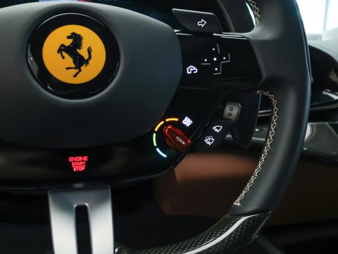 Used 2025 Ferrari Purosangue AWD/4WD image 28