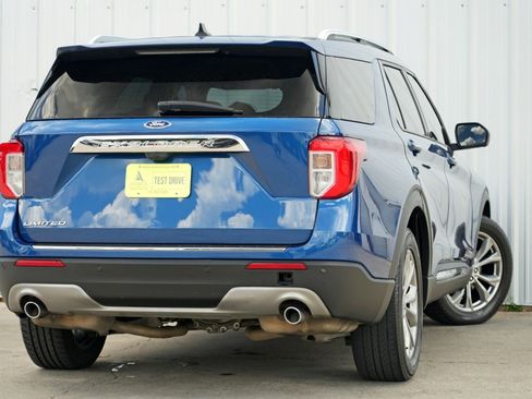 Used 2021 Ford Explorer Limited w/ Equipment Group 301A image 4