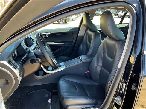 Used 2015 Volvo S60 T5 Premier image 11