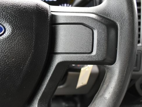 Used 2018 Ford F250 XL w/ Power Equipment Group image 16