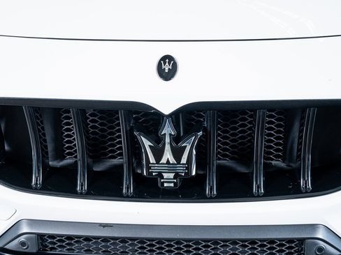 Used 2023 Maserati Grecale Modena image 15