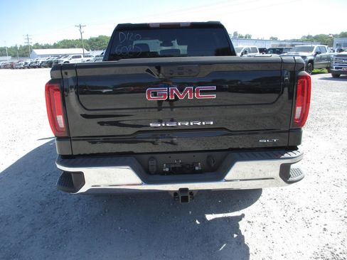 New 2026 GMC Sierra 1500 SLT w/ SLT Premium Package AWD/4WD image 7