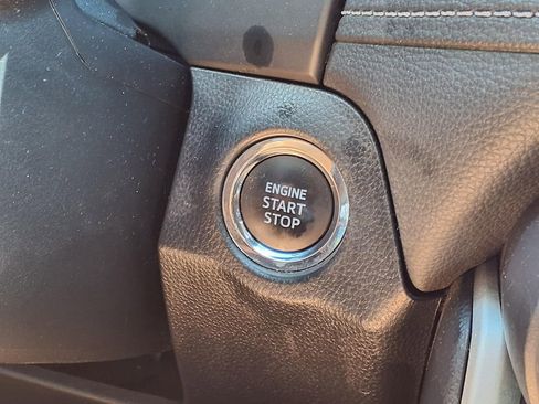 Used 2024 Toyota RAV4 Adventure image 16