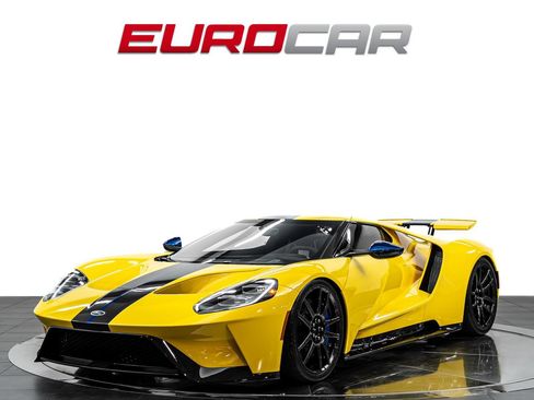 Used 2020 Ford GT Carbon Series RWD image 1
