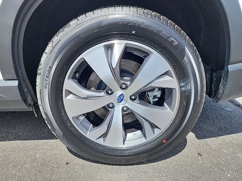 Certified 2025 Subaru Ascent Premium AWD/4WD image 4