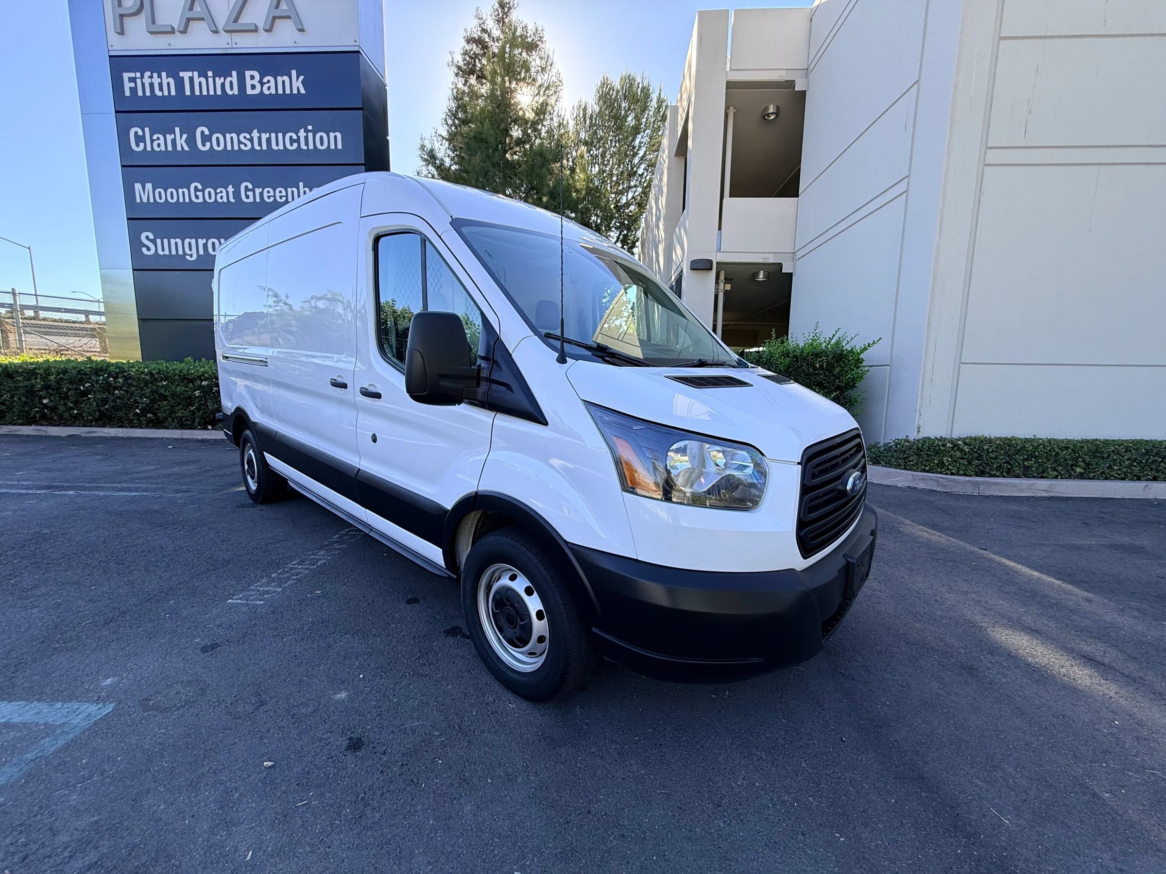 Used 2019 Ford Transit 250 148 Medium Roof RWD image 9