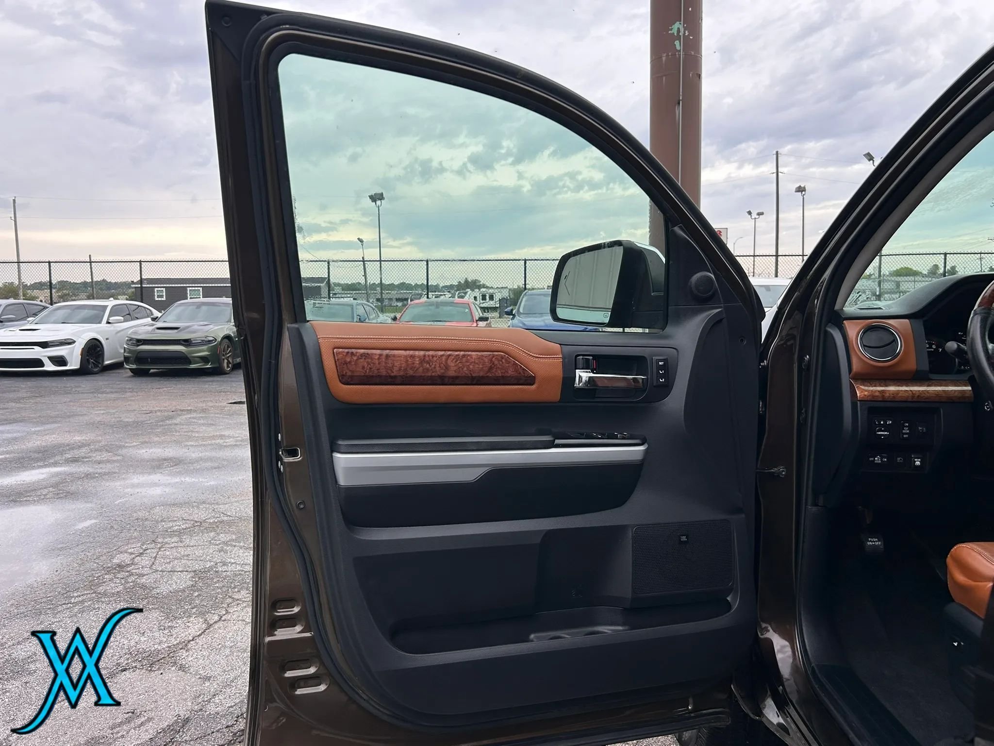 Used 2019 Toyota Tundra 1794 Edition AWD/4WD image 10