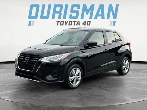Used 2024 Nissan Kicks S FWD image 3