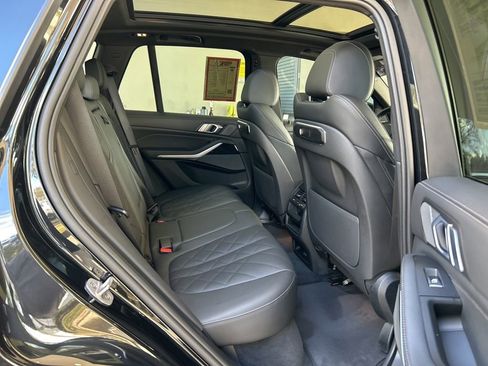 Used 2024 BMW X5 sDrive40i w/ M Sport Package image 29