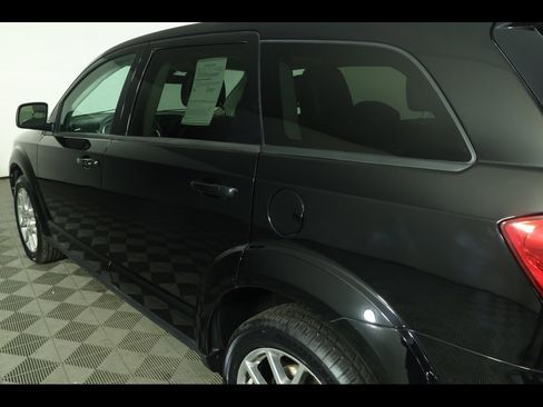 Used 2018 Dodge Journey GT w/ Nav & Sun Group image 19